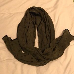 NEW WITH OUT TAGS Green boutique scarf